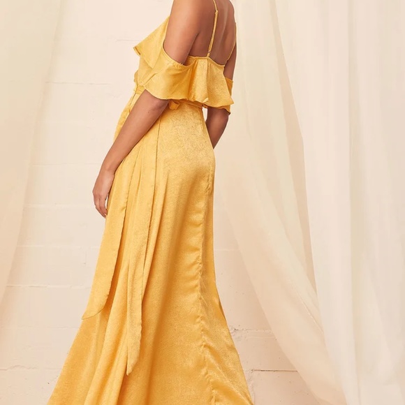 BRAND NEW  (PERF FOR WEARING TO A WEDDING) Lulu’s Moriah Yellow Satin Dress! - Picture 5 of 15